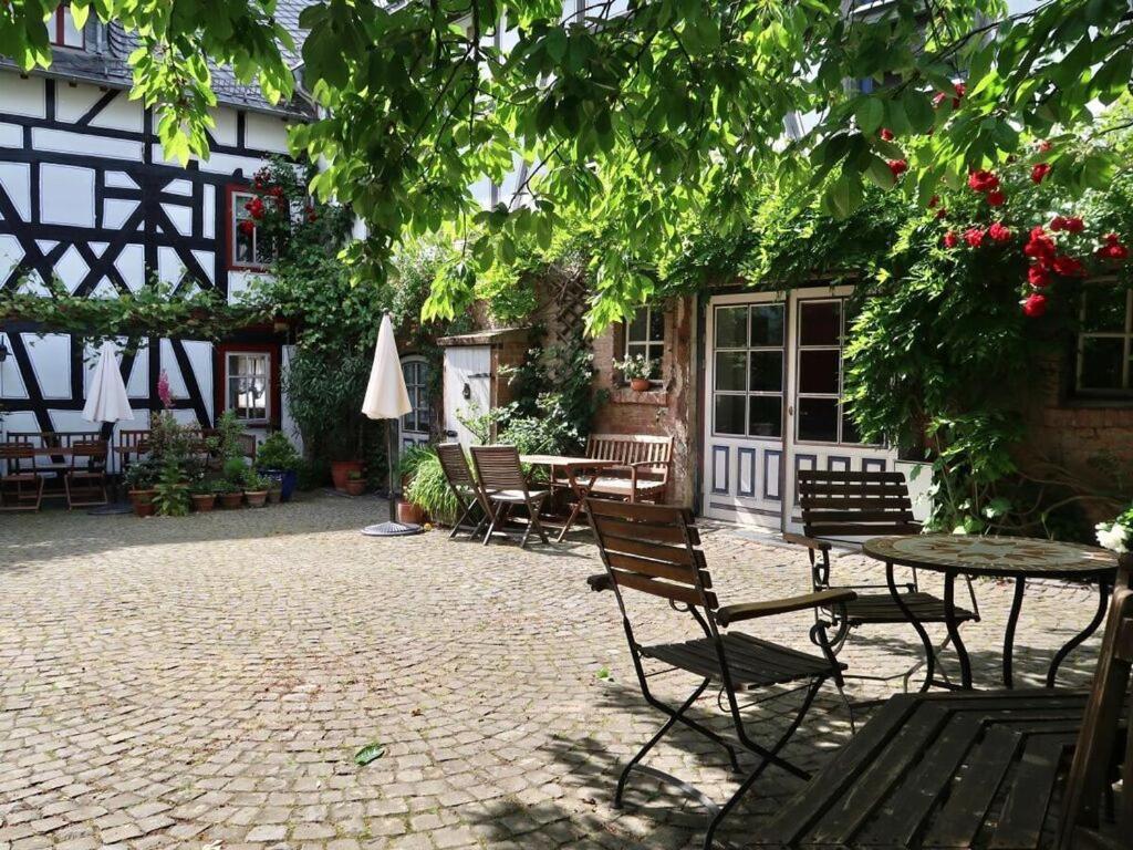 Old Town Hall Apartment In Baden-Wuerttemberg Weilmunster エクステリア 写真